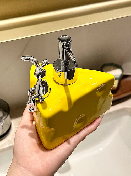 distributeur de savon créatif en céramique pour salle de bain