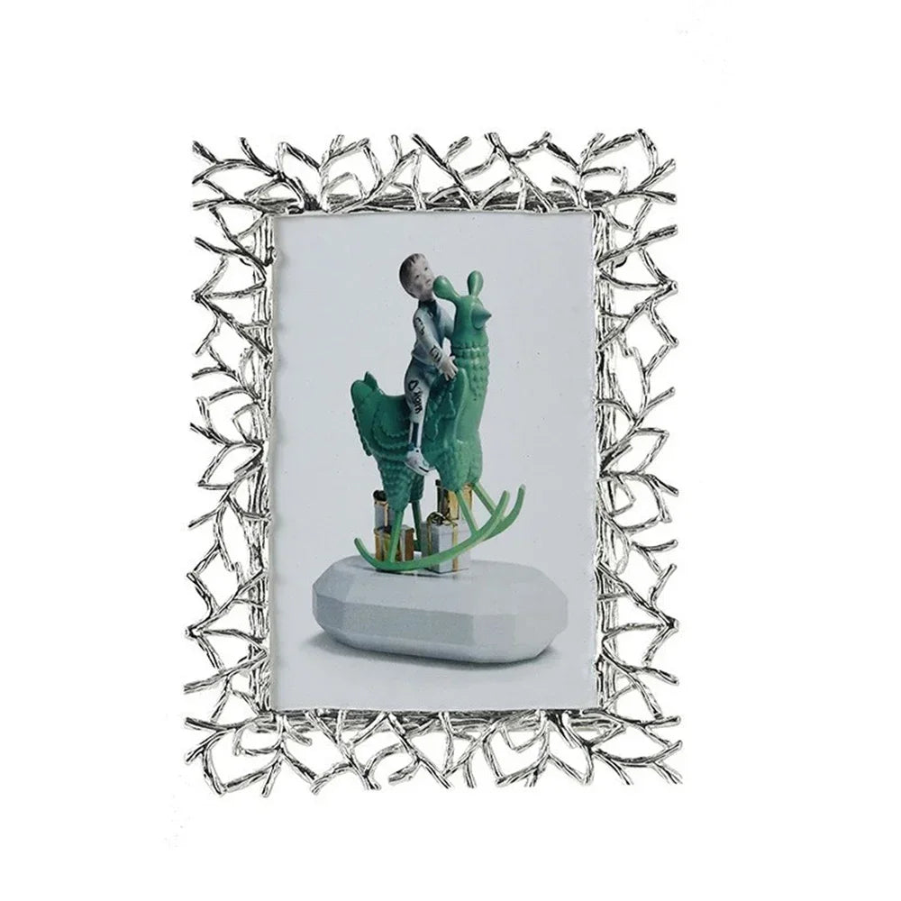 Golden Silver Art Photo Frame,Desktop Photo Display Ornaments,Bedroom Portrait Decor,Exquisite Creative Branch,Metal Photo Frame - vue 7 sur 8