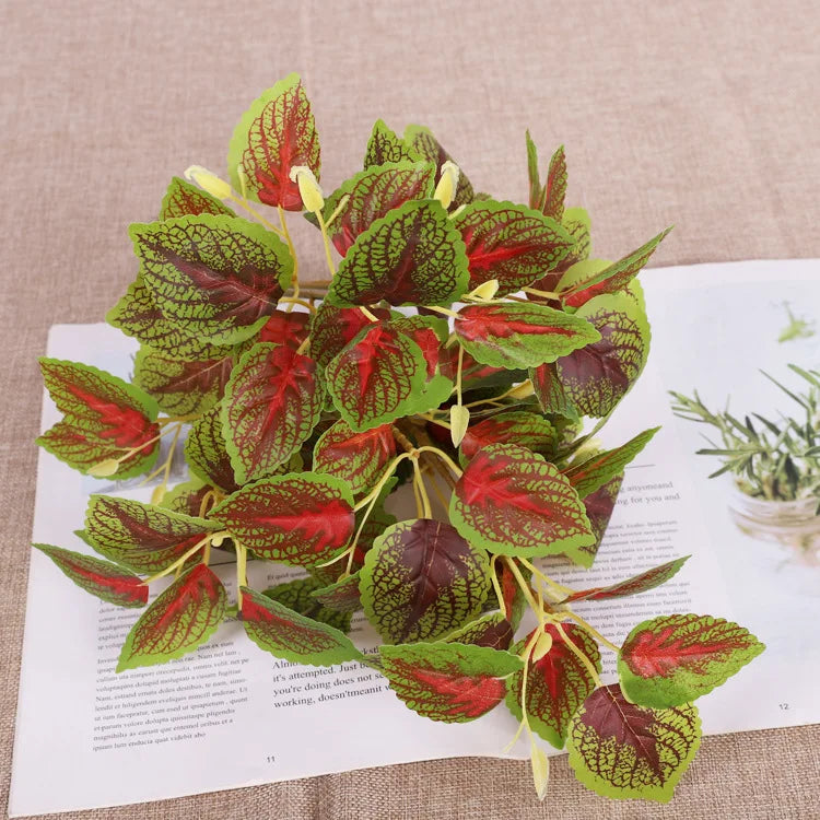 Plastic Artificial Plants For Home Decor, Faux Plants Artificial Wall Grass Jungle Party Supplies Greenery Garden Decoration - vue 12 sur 12