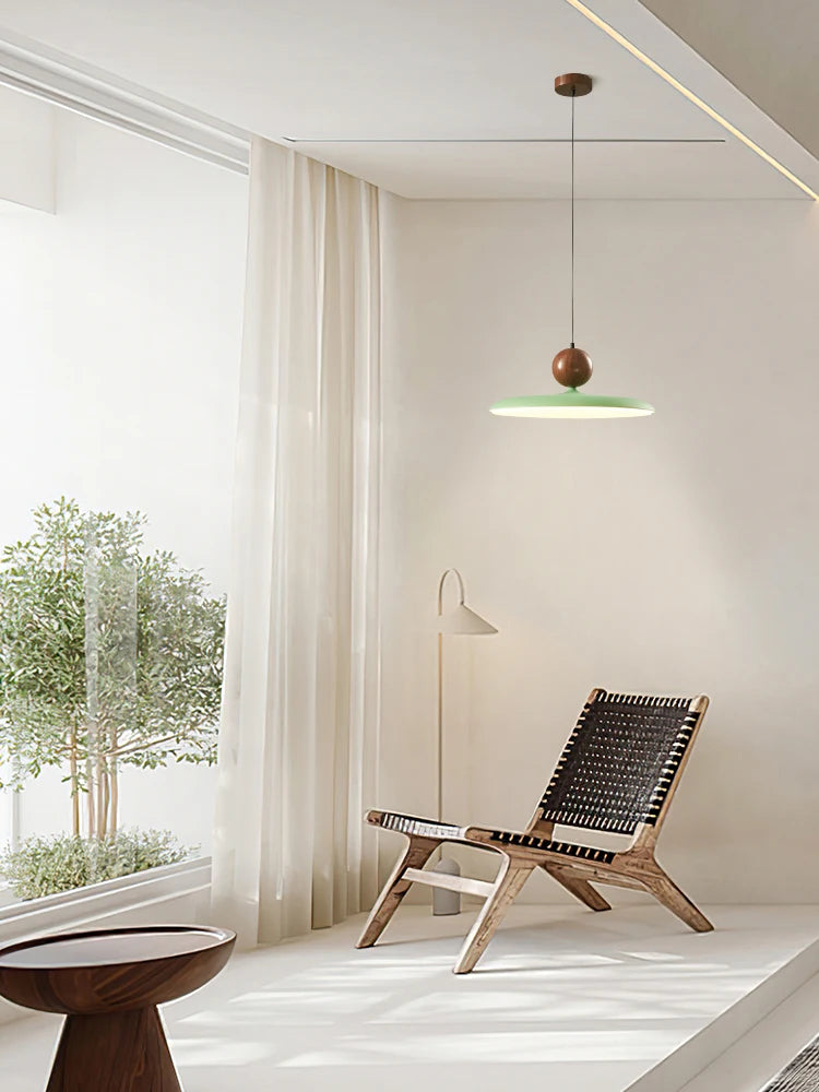 lampe à poser design en bois de noyer pour intérieur élégant - vue 3 sur 10