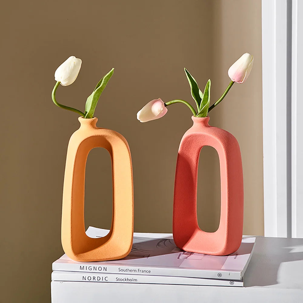 vase moderne en céramique pour décoration intérieure et extérieure - vue 5 sur 13