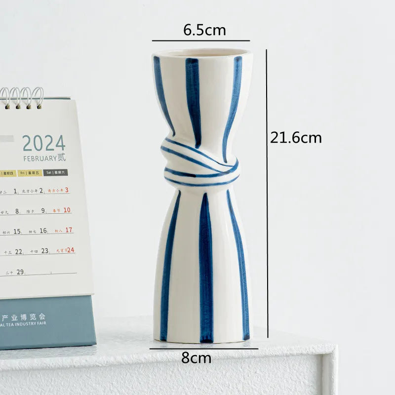 Double Ear Ceramic Vase, Abstract Black and White Striped Hydroponic Vase, Living Room Decoration, Room Aesthetic Decoration - vue 5 sur 14
