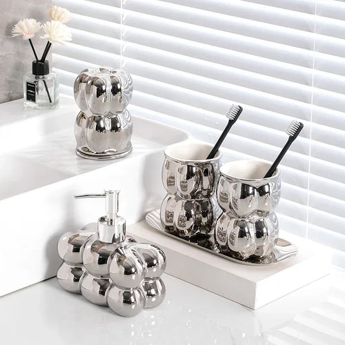 ensemble de décoration luxe en céramique pour salle de bain - vue 9 sur 18