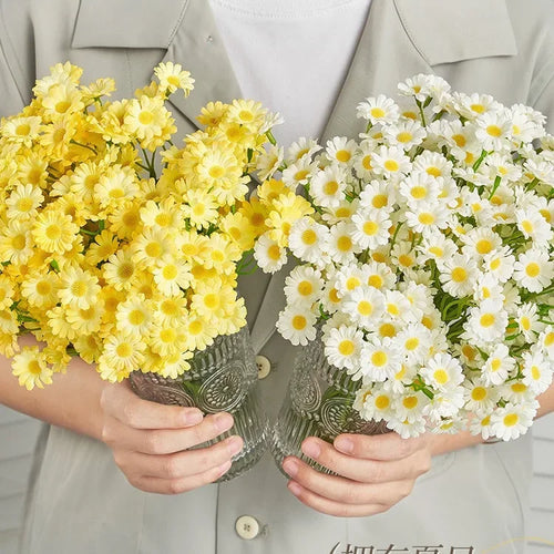 60 têtes de marguerites artificielles pour décorations diverses