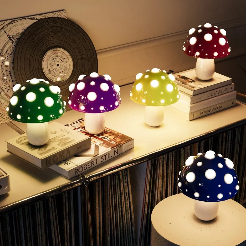 Lampe de Table LED en forme de champignon - vue 3 sur 16