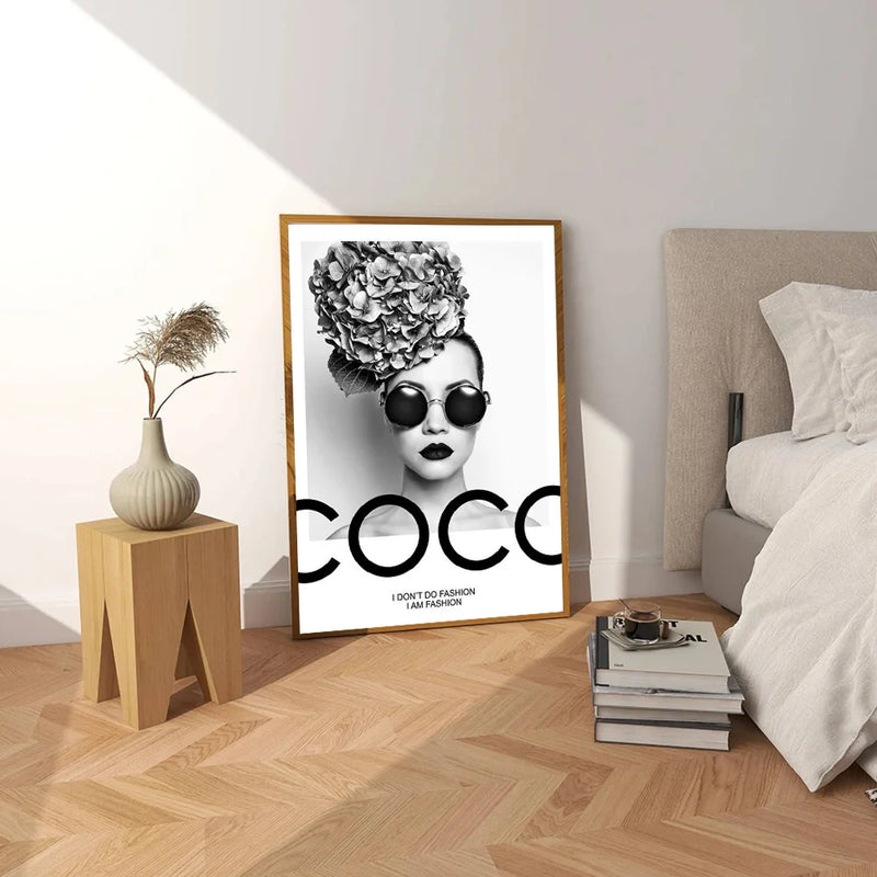 affiche de parfum luxe nordique pour décoration murale