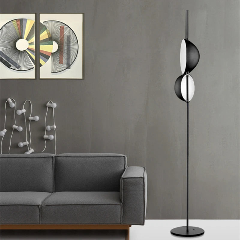 Vintage black and gold LED floor lamp with double shade for reading and bedroom - Superluna - vue 5 sur 8