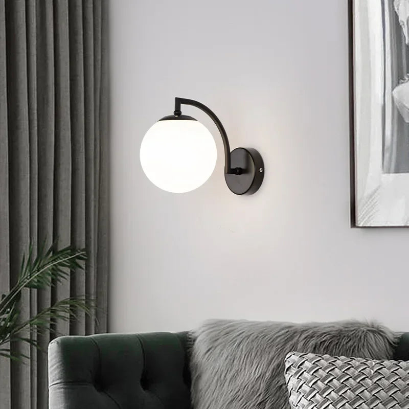 Nordic minimalist glass ball wall light for home - vue 4 sur 10