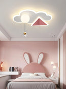 Lampe plafonnier enfant animé astronaute avion nuage.