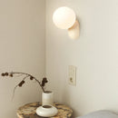 Modern minimalist decorative LED wall light