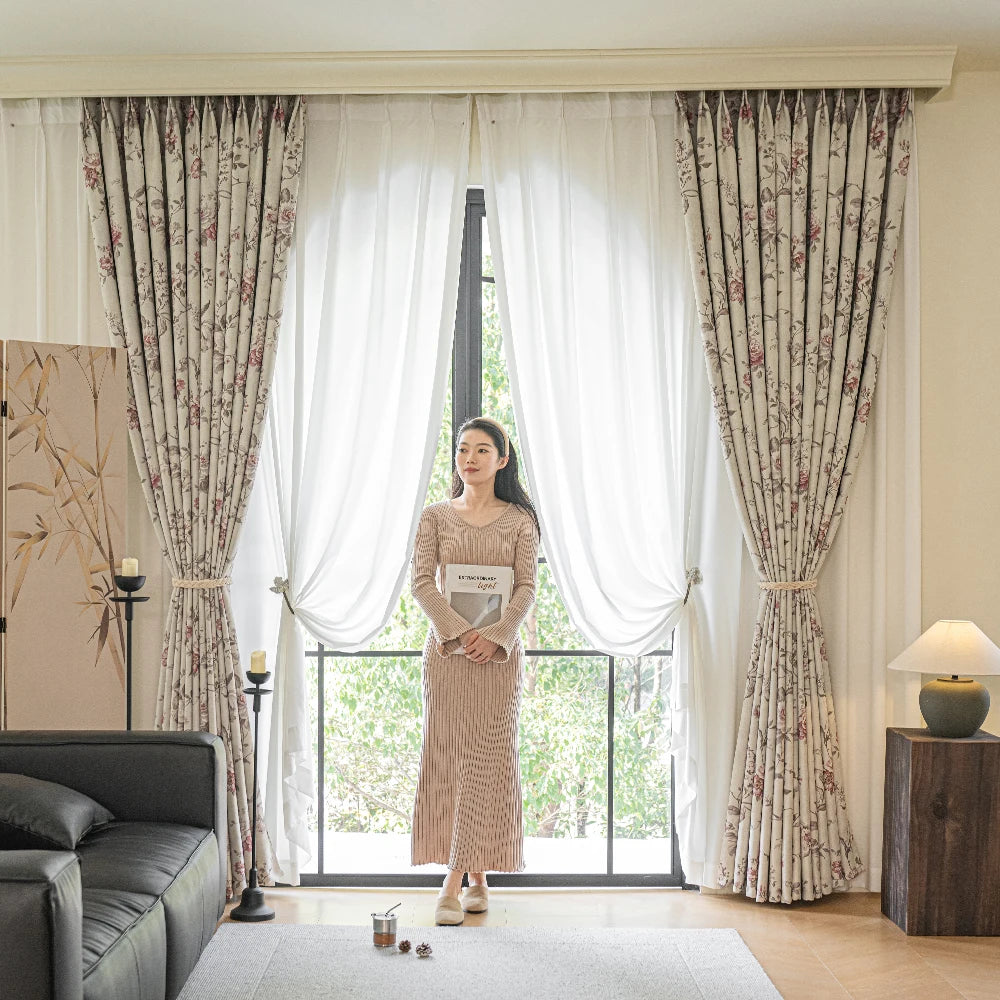 Rideau occultant floral élégant pour salon et chambre - vue 3 sur 7