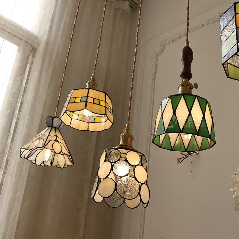 lustre en verre fait main style tiffany pour décoration intérieure - vue 4 sur 15