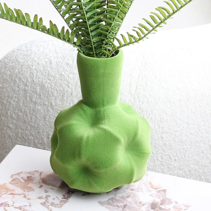 vase en résine flocage abstrait pour décoration artisanale - vue 4 sur 6