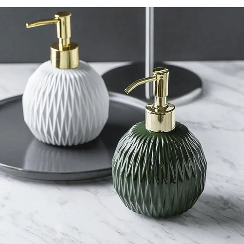 Nordic Bathroom, Dark Green Ceramic Embossed Shape, Soap Dispenser, Dish, Mouthwash Cup, Bathroom Supplies, Set - vue 5 sur 13