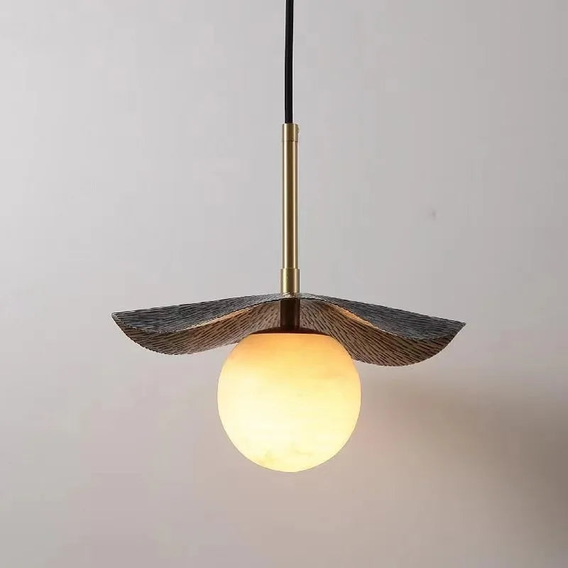 lustre en cuivre avec boule de marbre naturel - vue 3 sur 7