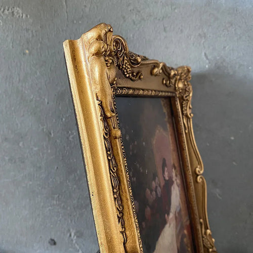 Rectangular retro gold resin photo frame. Wall relief with frame painting, combination of creative picture frame. Canvas album. - vue 4 sur 11