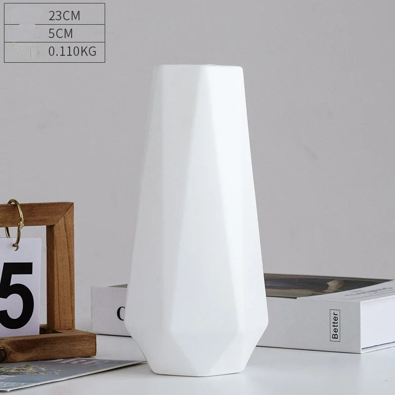 vase moderne en plastique pour décoration florale nordique - vue 23 sur 26