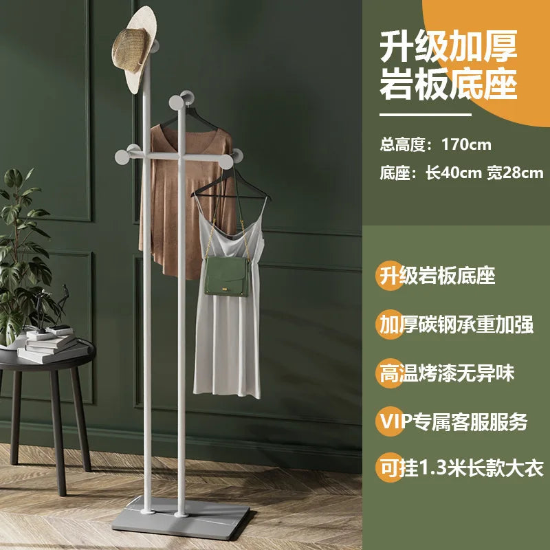 porte-vêtements en fer forgé pour une décoration élégante et moderne