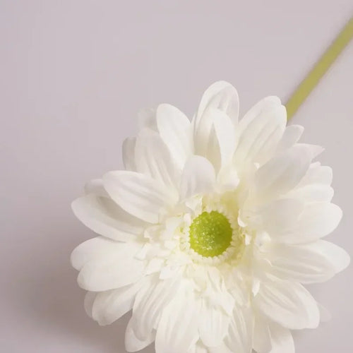 Realistic artificial flowers for weddings and festive decoration - vue 2 sur 13