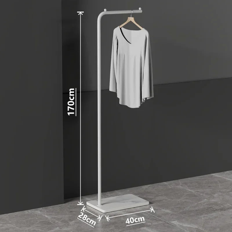 porte-vêtements nordique léger et moderne pour rangement élégant