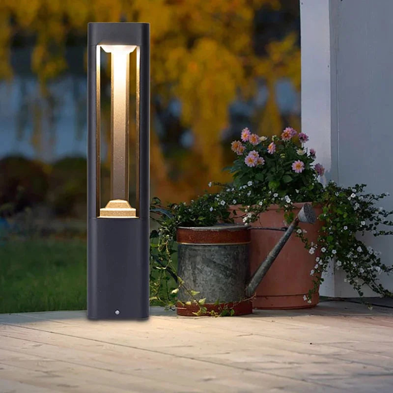 borne lumineuse led pour éclairage extérieur jardin terrasse et allée - vue 4 sur 13