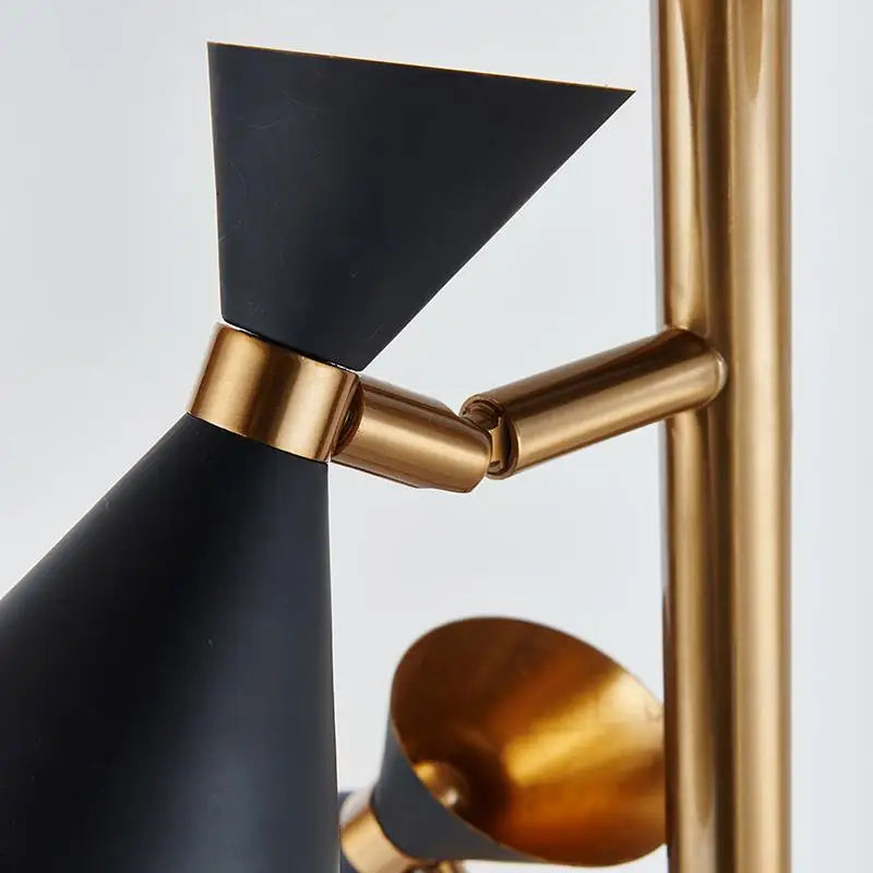lampadaire postmodern minimaliste en fer pour coin vestiaire - vue 6 sur 8