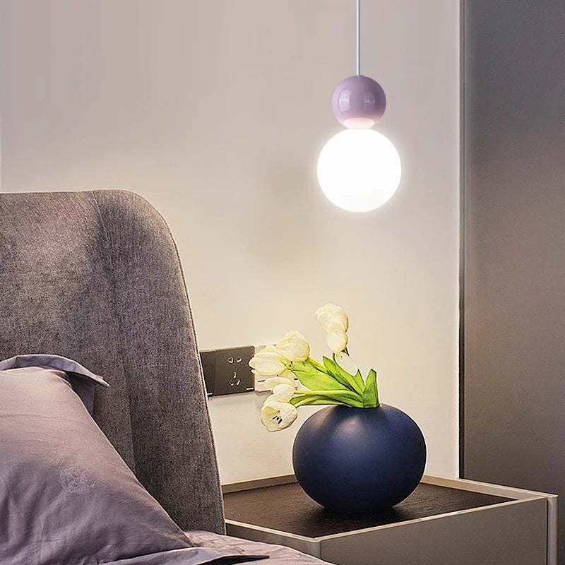 Modern nordic minimalist bedside lamp for interiors - vue 4 sur 13