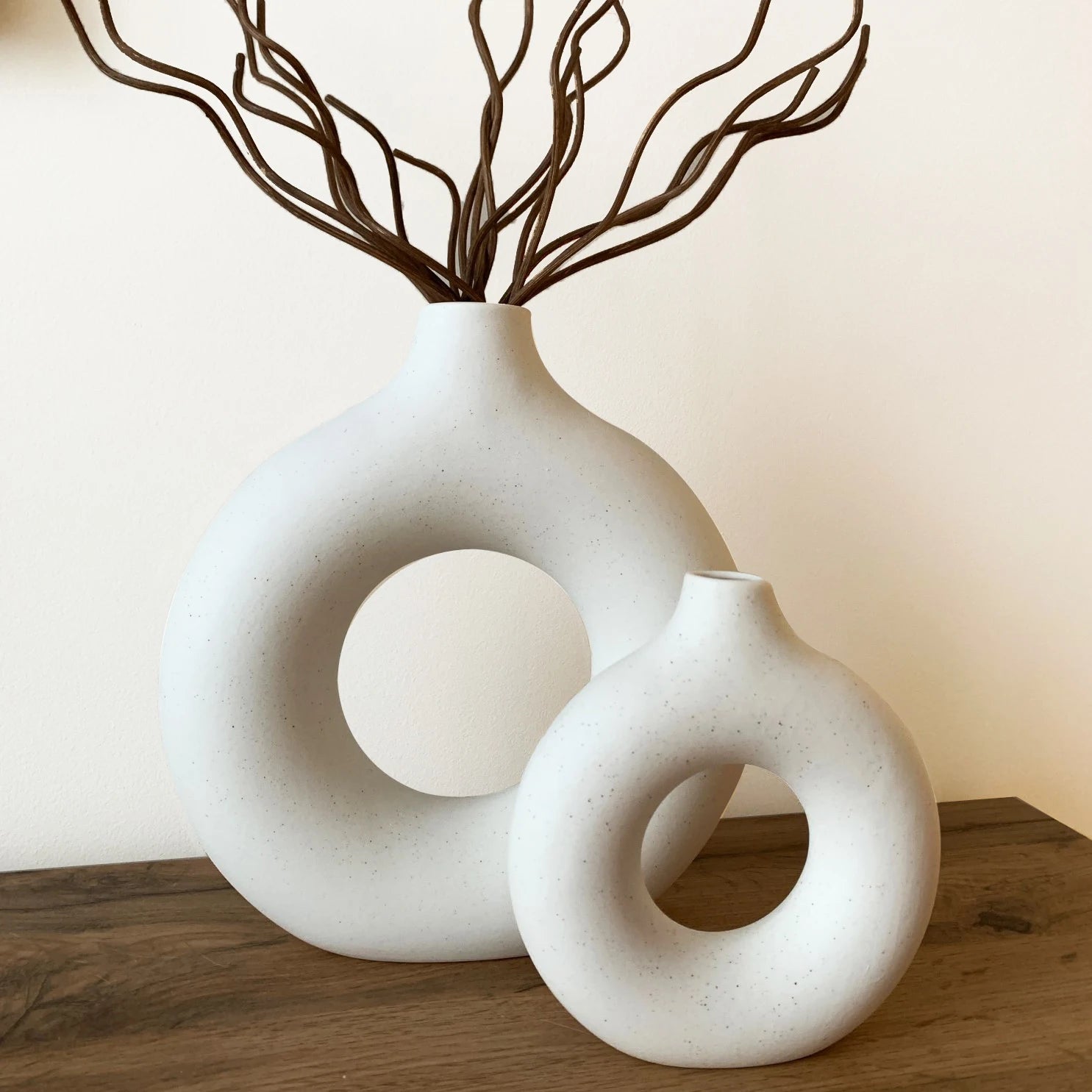 vase circulaire en céramique pour décoration intérieure et fleurs - vue 5 sur 12