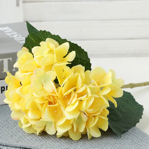 Realistic artificial hydrangea flower for decoration and bouquet - vue 10 sur 15