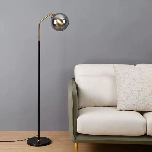 Lampe LED sur pied en verre au design nordique moderne - vue 2 sur 9