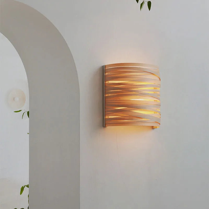 Applique murale nordique en bois demi-cercle - vue 2 sur 7