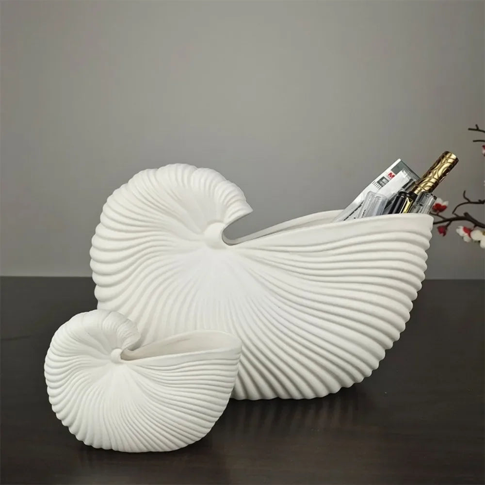 vase en céramique coquillage pour décoration florale artisanale - vue 4 sur 6
