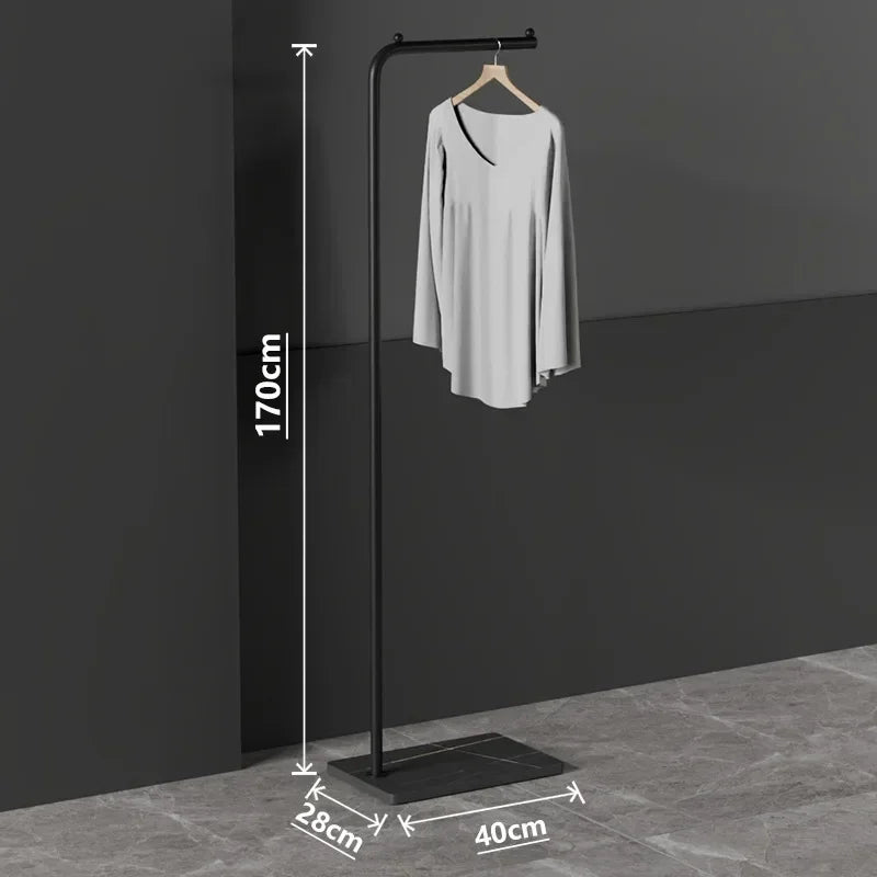 porte-vêtements nordique léger et moderne pour rangement élégant