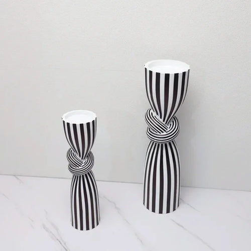 Black and White Striped Twisted Rope Knot Single Candle Holder, Resin, Dining Table Wedding Center Decoration, Modern Decoration - vue 5 sur 8