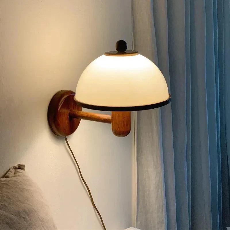 Nordic Retro Mushroom Wall Lamp with EU/US Plug, Wooden Bedroom Bedside Light, Living Room, Corridor LED Decorative Light - vue 5 sur 8