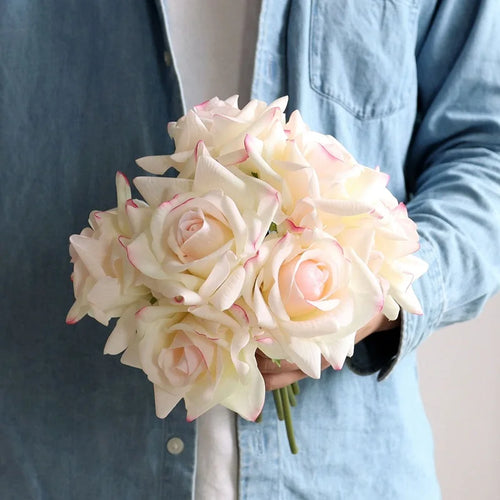 Realistic artificial rose bouquet for weddings and decoration - vue 7 sur 15
