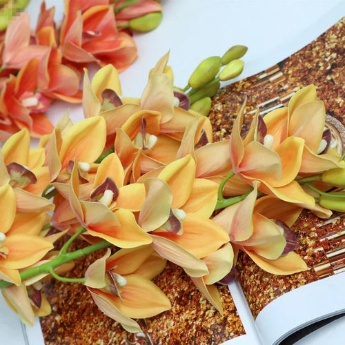 Realistic cymbidium artificial flowers from New Zealand, lifelike orchid decoration - vue 2 sur 10