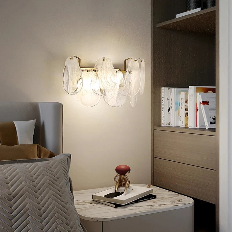 lustre moderne en verre givré doré design suspendu décoratif - vue 4 sur 14