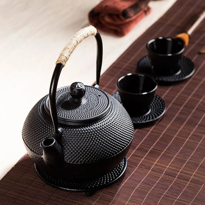 Théière japonaise en fonte avec infuseur acier inoxydable - vue 5 sur 7