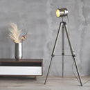 lampe de sol industrielle en bois avec trépied vintage à charnière