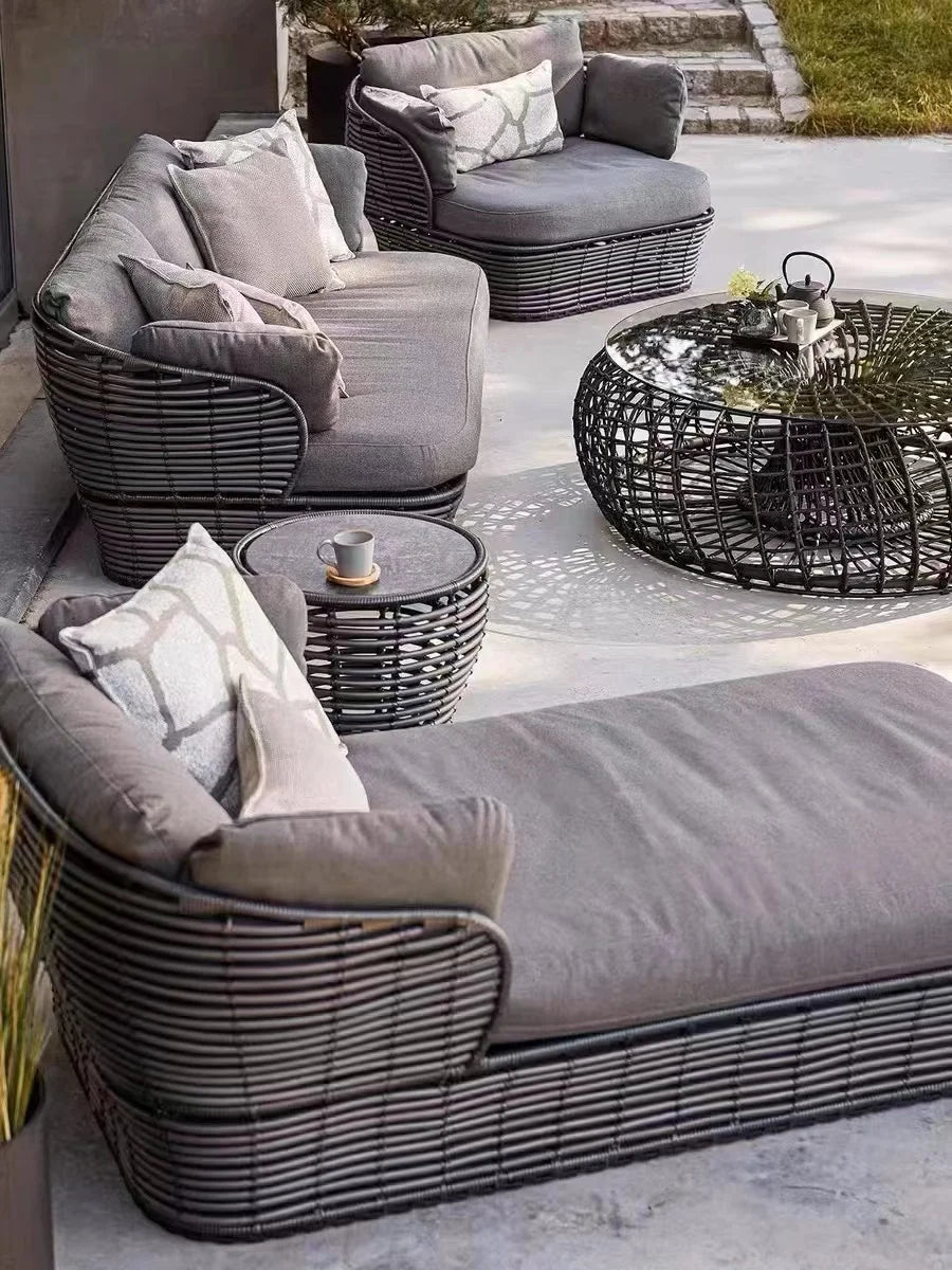 canapé extérieur en teck avec table basse et lit - vue 5 sur 24