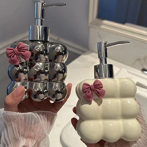 distributeur de savon en céramique décoratif moderne pour salle de bain - vue 5 sur 16