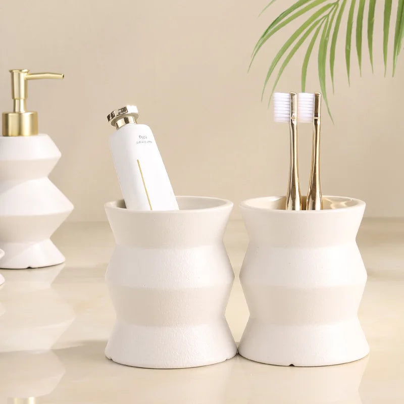 lot de 4 bouteilles en céramique pour salle de bain - vue 5 sur 7