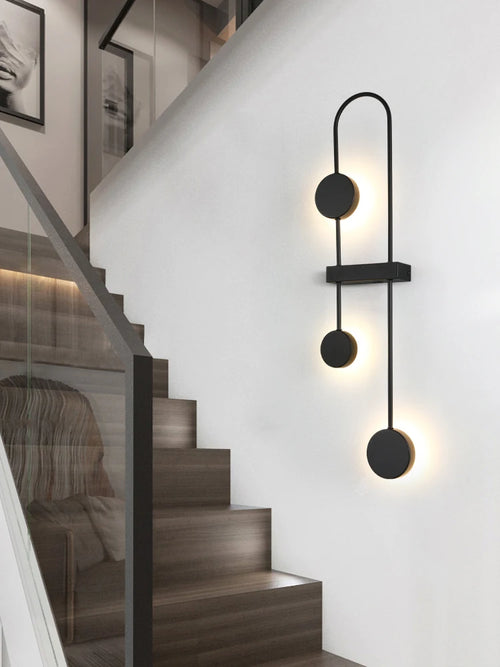 Minimalist nordic wall light for creative and modern interiors - vue 2 sur 10