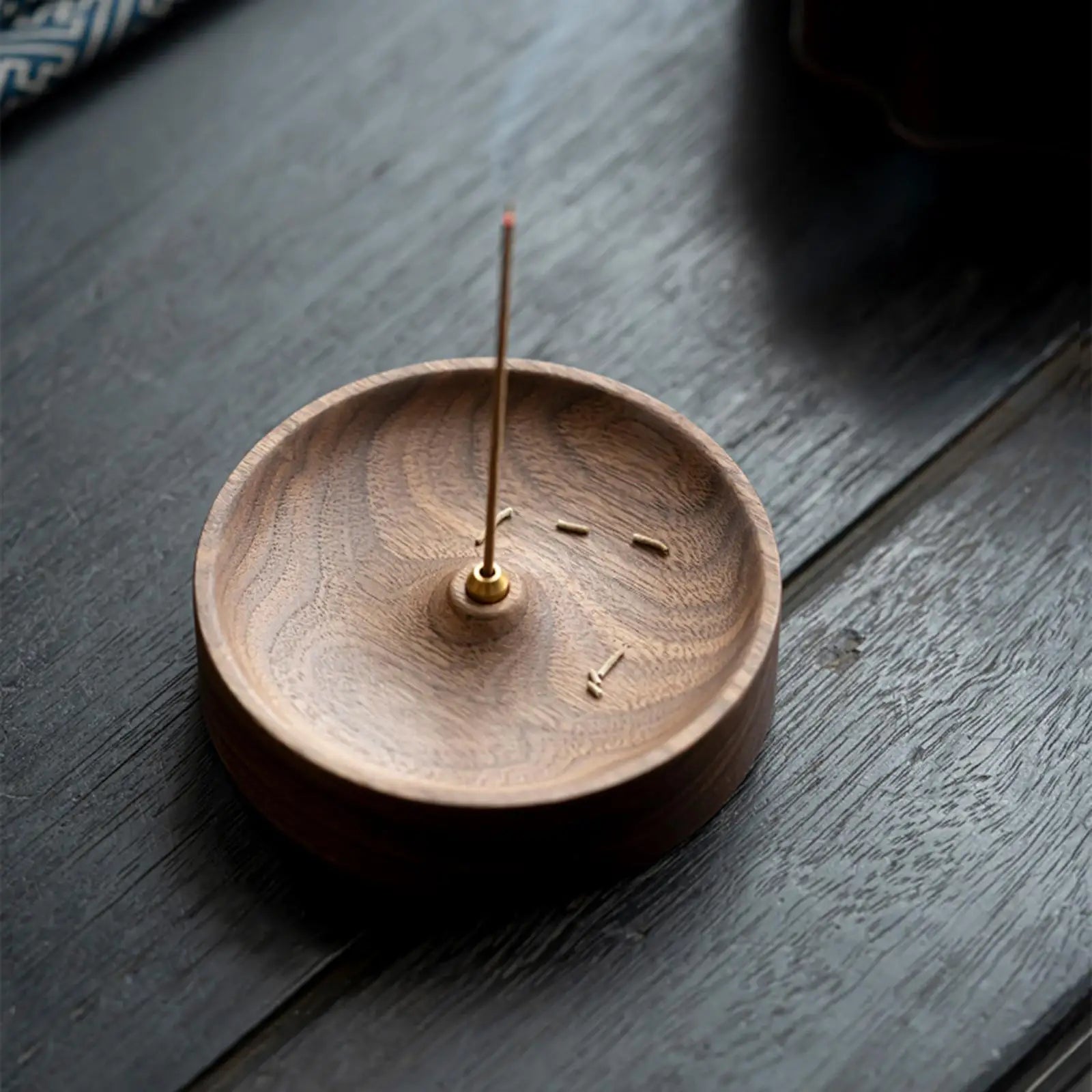 brûleur d'encens rond en bois pour méditation et décoration intérieure - vue 2 sur 6