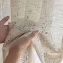 Voilage tulle motifs floraux style campagnard fenêtre salon