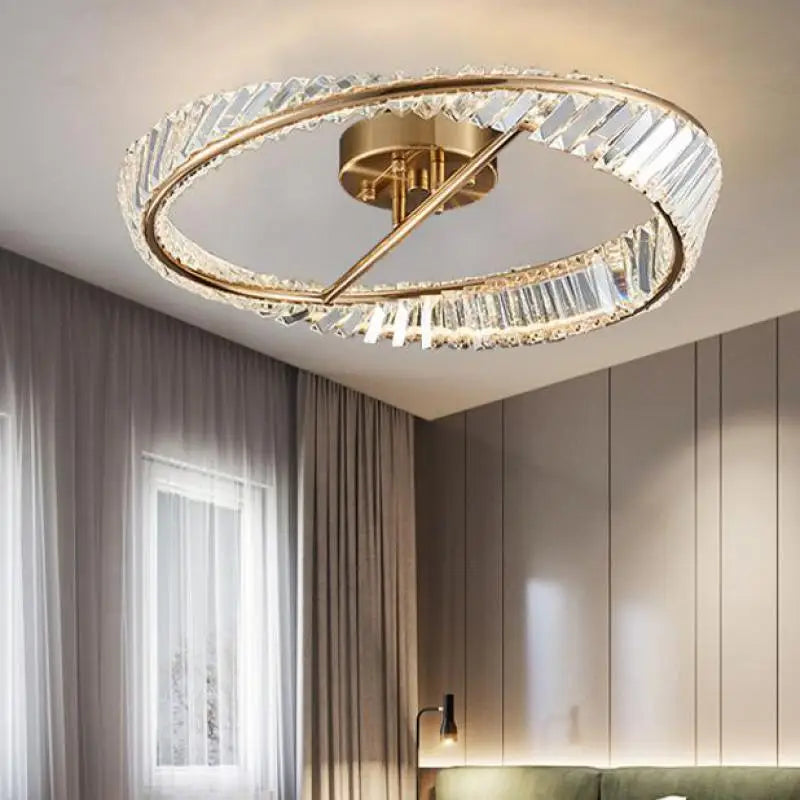 lustre moderne en or avec anneaux en cristal led