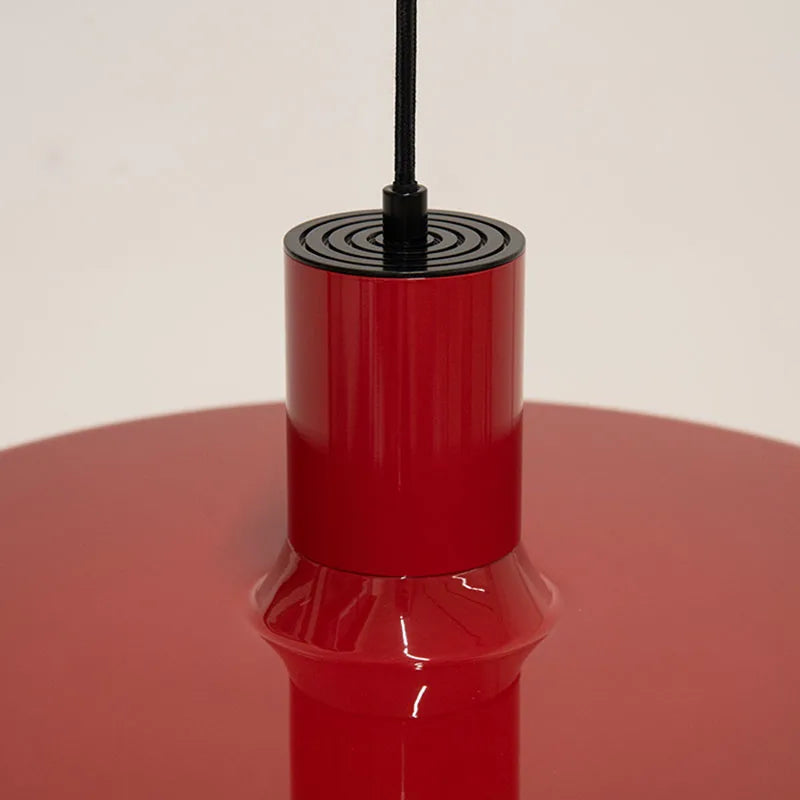 Modern and minimalist pendant light for elegant interior decor - vue 6 sur 8