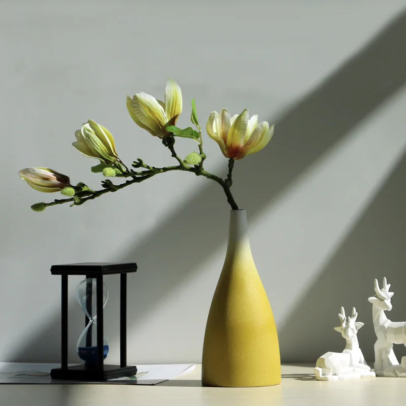 vase moderne en céramique pour décoration originale de votre intérieur - vue 3 sur 17
