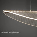 suspension moderne design en fer et acrylique pour ambiance luxe